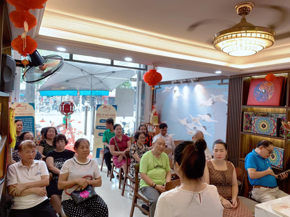 Chuyên gia sẽ giúp tất cả các KH có được phác đồ trị liệu hiệu quả, giải quyết các vấn đề đau mỏi vai cổ gáy, mất ngủ, đau mỏi lưng eo, đau chân, tê bì tay, nhức xương khớp, các vấn đề tam cao